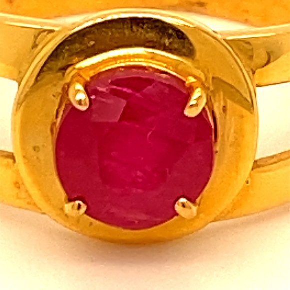 GIA Burmese Ruby 1.38ct Solid 21K Yellow Gold Ring - Picture 8 of 8